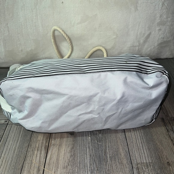 Vintage Disney Cruise Lines Castaway Club Canvas Beach Tote Bag Very Clean - Picture 6 of 6